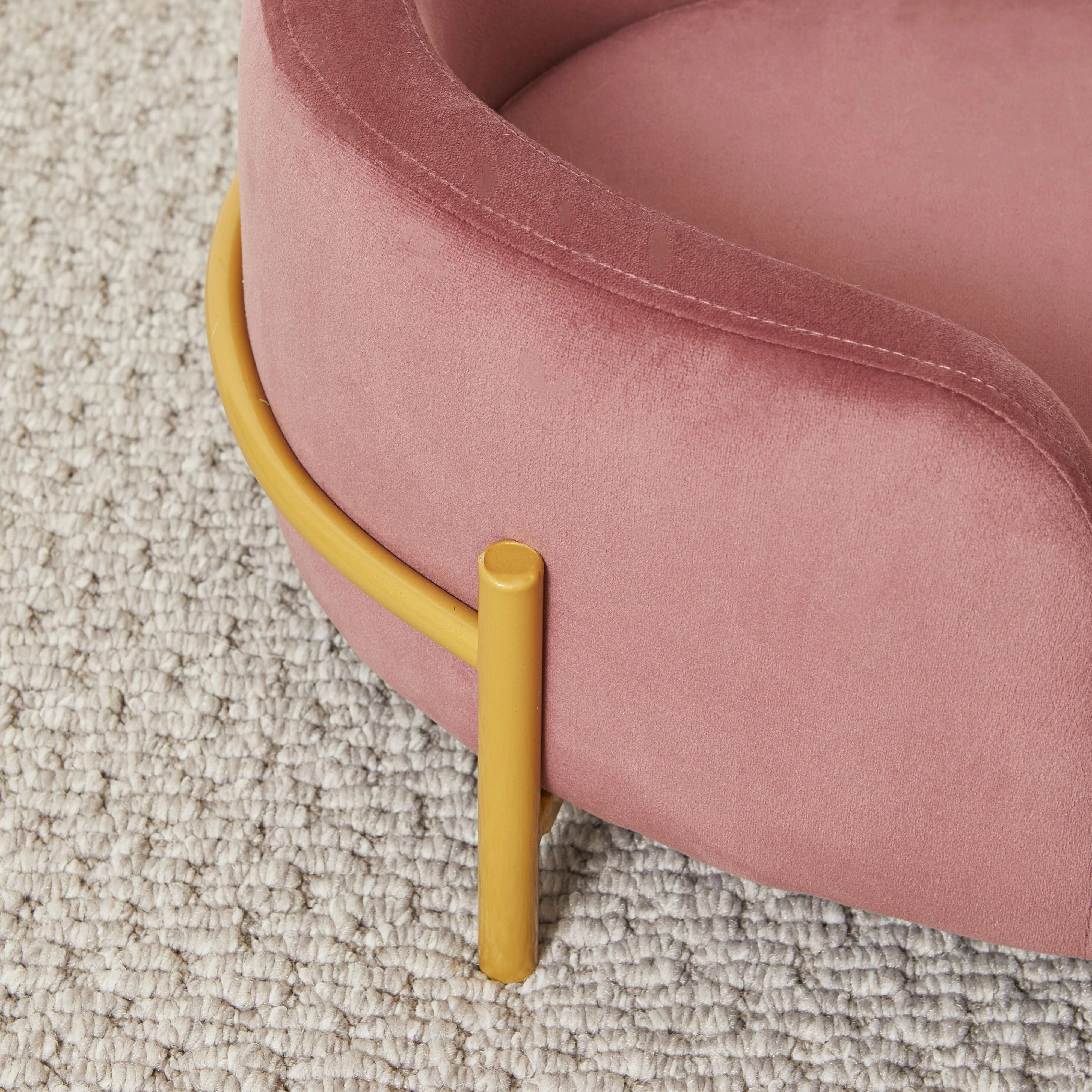 Oval Velvet Pet Bed Rose 64x41x24cm