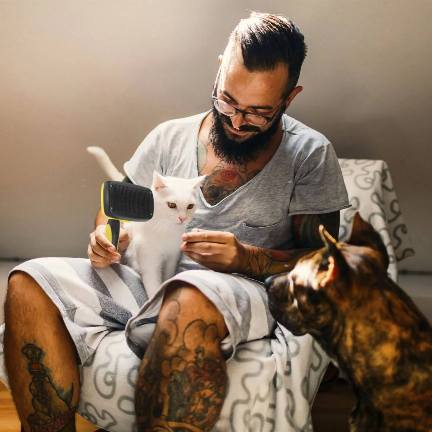 Self Cleaning Slicker Brush Pets